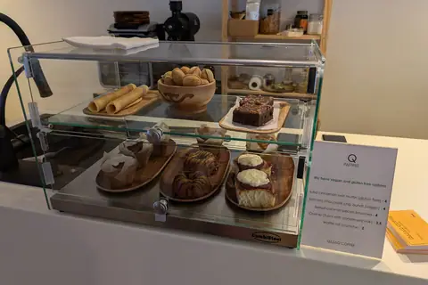 Newtons Bakery Cafe photo 1