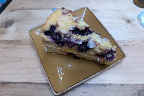 Newtons Bakery Cafe photo 3